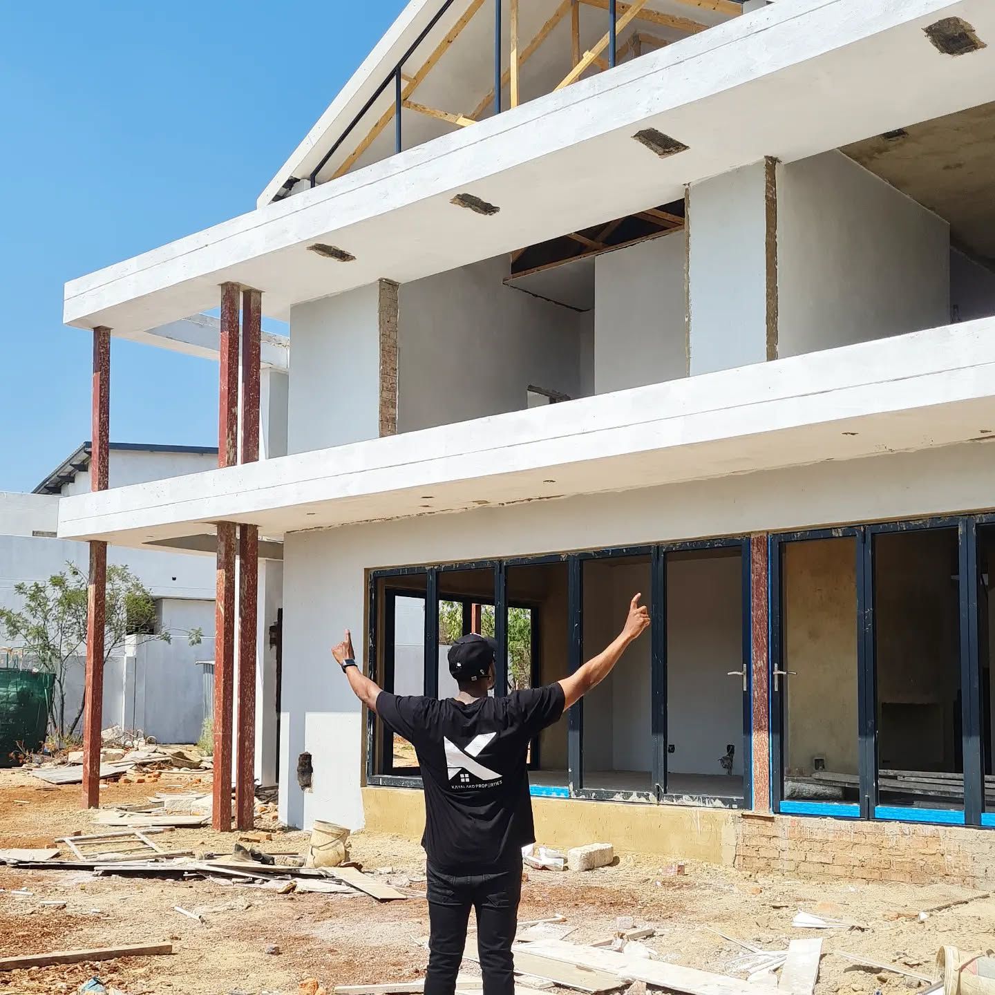 WhatsApp Image 2025 12 21 at 09.48.00 (1)